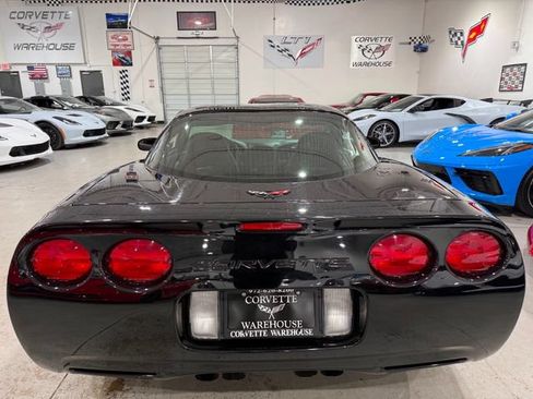 Used 1999 Chevrolet Corvette Coupe w/ Roof Pkg RWD image 4