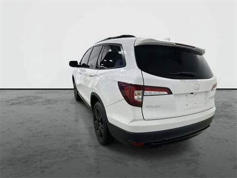 Certified 2022 Honda Pilot Black Edition image 2