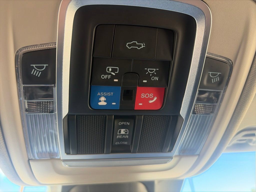 Used 2022 RAM 1500 Laramie RWD image 44