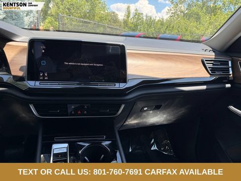 Used 2025 Volkswagen Atlas SE AWD/4WD image 20