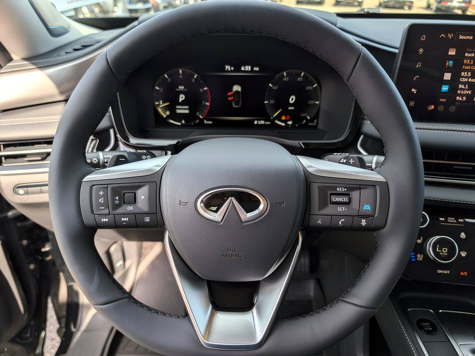 Used 2026 INFINITI QX60 Luxe FWD image 13
