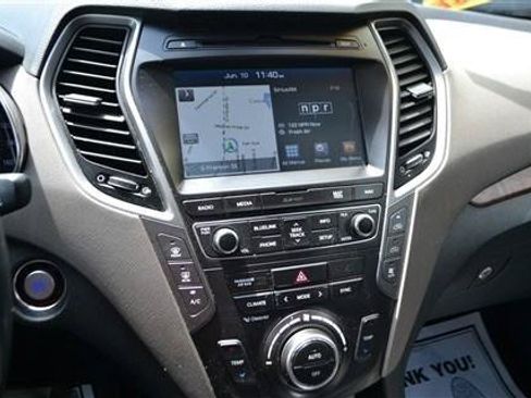 Used 2017 Hyundai Santa Fe Limited w/ Cargo Package AWD/4WD image 13