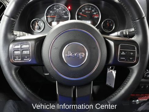Used 2017 Jeep Wrangler Rubicon AWD/4WD image 22