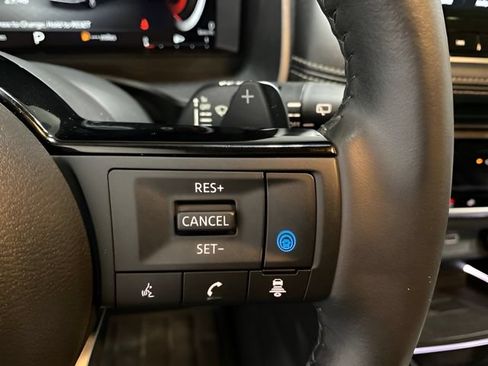 Certified 2023 Nissan Rogue Platinum w/ Platinum Premium Package AWD/4WD image 15