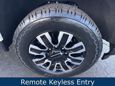 Certified 2024 GMC Sierra 2500 Denali Ultimate image 14