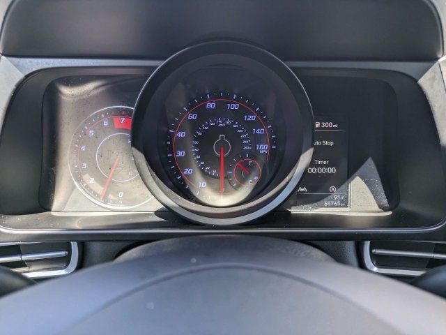 Used 2023 Hyundai Elantra SE FWD image 23