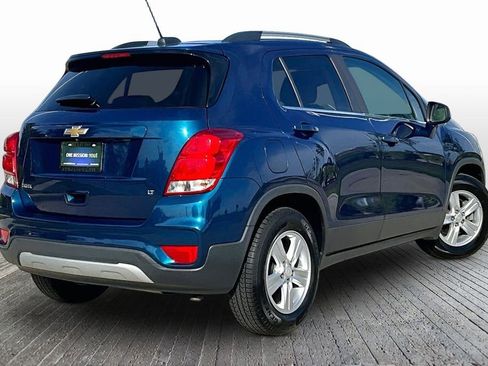 Used 2020 Chevrolet Trax LT FWD image 9