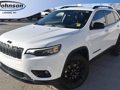 Used 2023 Jeep Cherokee Altitude Lux