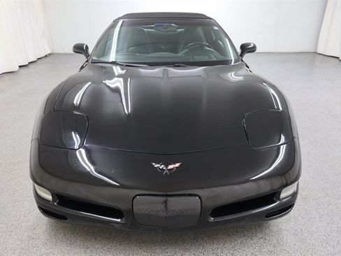Used 2001 Chevrolet Corvette Convertible w/ Preferred Equipment Group2 RWD image 8