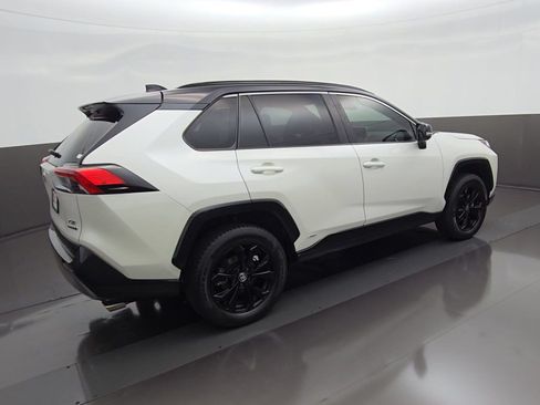 Certified 2022 Toyota RAV4 XSE AWD/4WD image 10