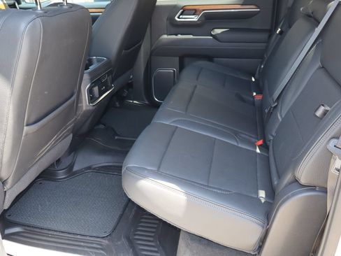 Used 2022 GMC Sierra 1500 Denali w/ Denali Reserve Package AWD/4WD image 6