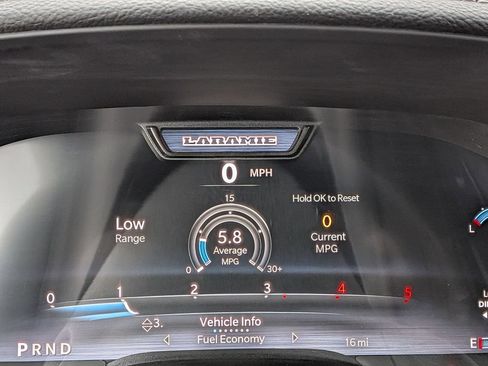 Used 2025 RAM 3500 Laramie AWD/4WD image 12