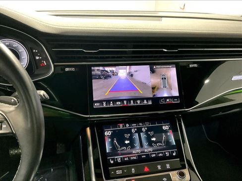 Certified 2023 Audi Q8 Premium Plus w/ Premium Plus Package AWD/4WD image 22