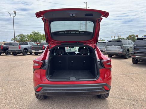 Used 2026 Chevrolet Trax RS w/ Driver Confidence Package FWD image 8