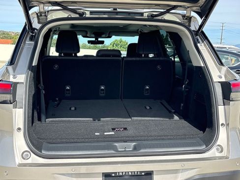 New 2026 INFINITI QX60 Luxe FWD image 24