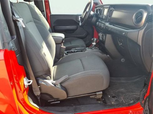 Used 2018 Jeep Wrangler Sport AWD/4WD image 19