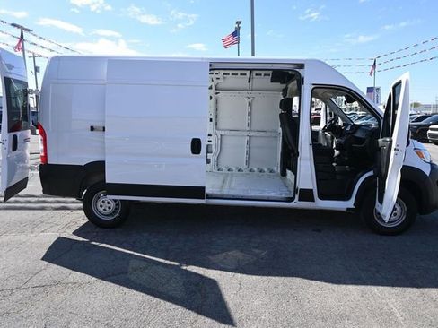 Used 2024 RAM ProMaster 2500 FWD image 23