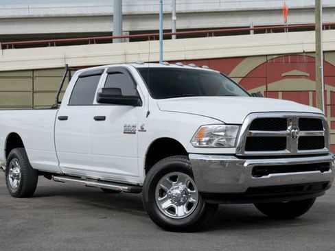 Used 2018 RAM 3500 Tradesman w/ Chrome Appearance Group AWD/4WD image 1