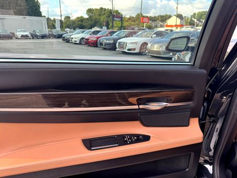 Used 2015 BMW 740Li 4dr Sdn 740Li RWD image 29