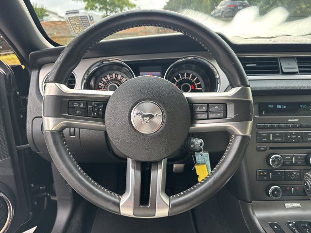 Used 2013 Ford Mustang Premium RWD image 22
