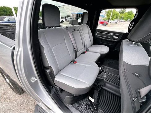 Used 2021 RAM 2500 Big Horn w/ Level 1 Equipment Group AWD/4WD image 26