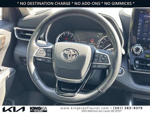 Used 2022 Toyota Highlander Limited w/ Protection Package #3 (TMS) AWD/4WD image 8