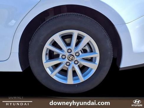 Used 2025 Toyota Camry LE image 5