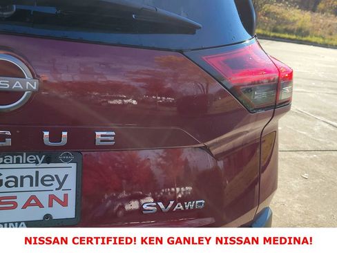Certified 2023 Nissan Rogue SV image 15