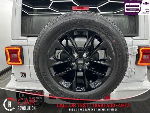 Used 2021 Jeep Wrangler Unlimited Sahara AWD/4WD image 39