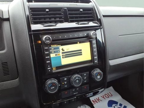 Used 2010 Ford Escape Limited image 17