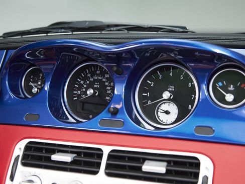 Used 2002 BMW Z8 image 87