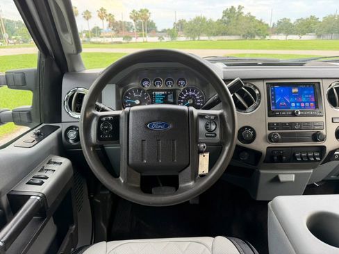 Used 2014 Ford F250 XLT w/ XLT Value Package AWD/4WD image 12