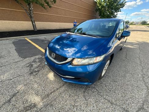 Used 2013 Honda Civic LX image 8