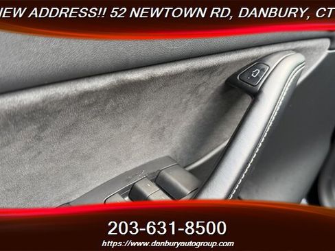 Used 2022 Tesla Model Y Long Range AWD/4WD image 13