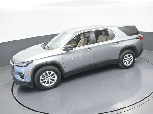 Used 2023 Chevrolet Traverse LS FWD image 45