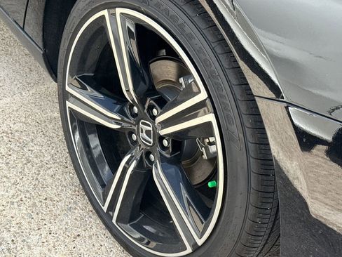 Used 2025 Honda Accord Sport image 7