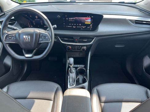 Used 2024 Buick Encore GX Sport Touring image 29
