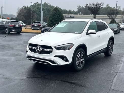 New 2026 Mercedes-Benz GLA 250 4MATIC image 3