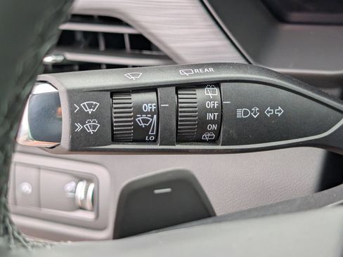 New 2026 GMC Acadia Elevation image 27