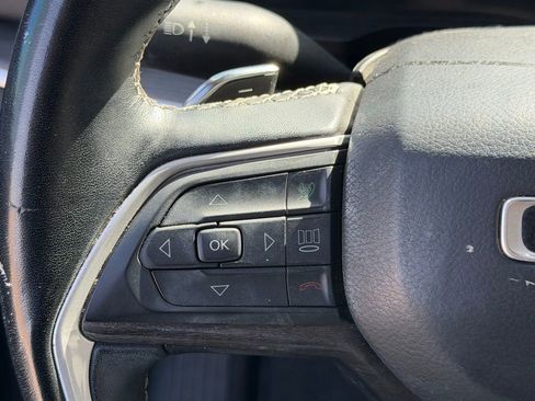 Used 2021 Jeep Grand Cherokee L Limited AWD/4WD image 16