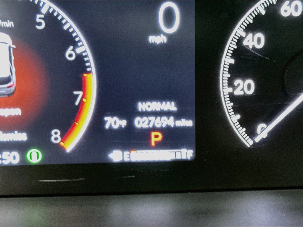 Used 2023 Honda Pilot TrailSport image 13
