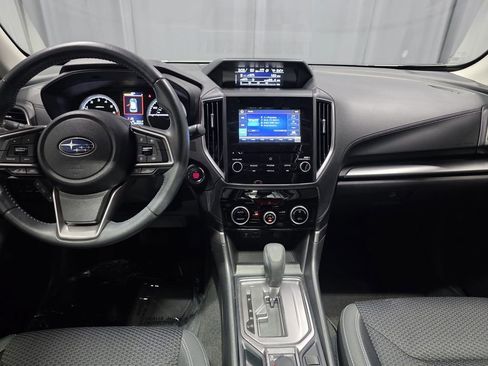Certified 2023 Subaru Forester Premium AWD/4WD image 17