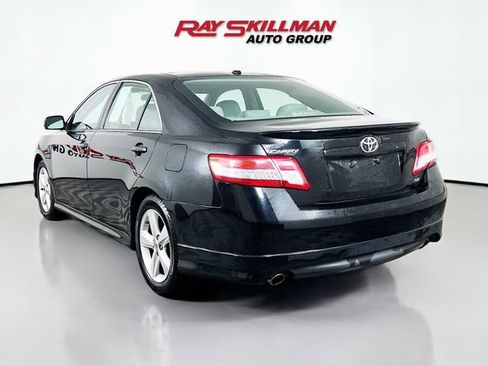Used 2011 Toyota Camry SE w/ Sport Leather Pkg FWD image 5