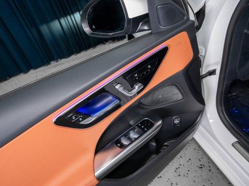 Certified 2025 Mercedes-Benz C 300 Sedan image 11