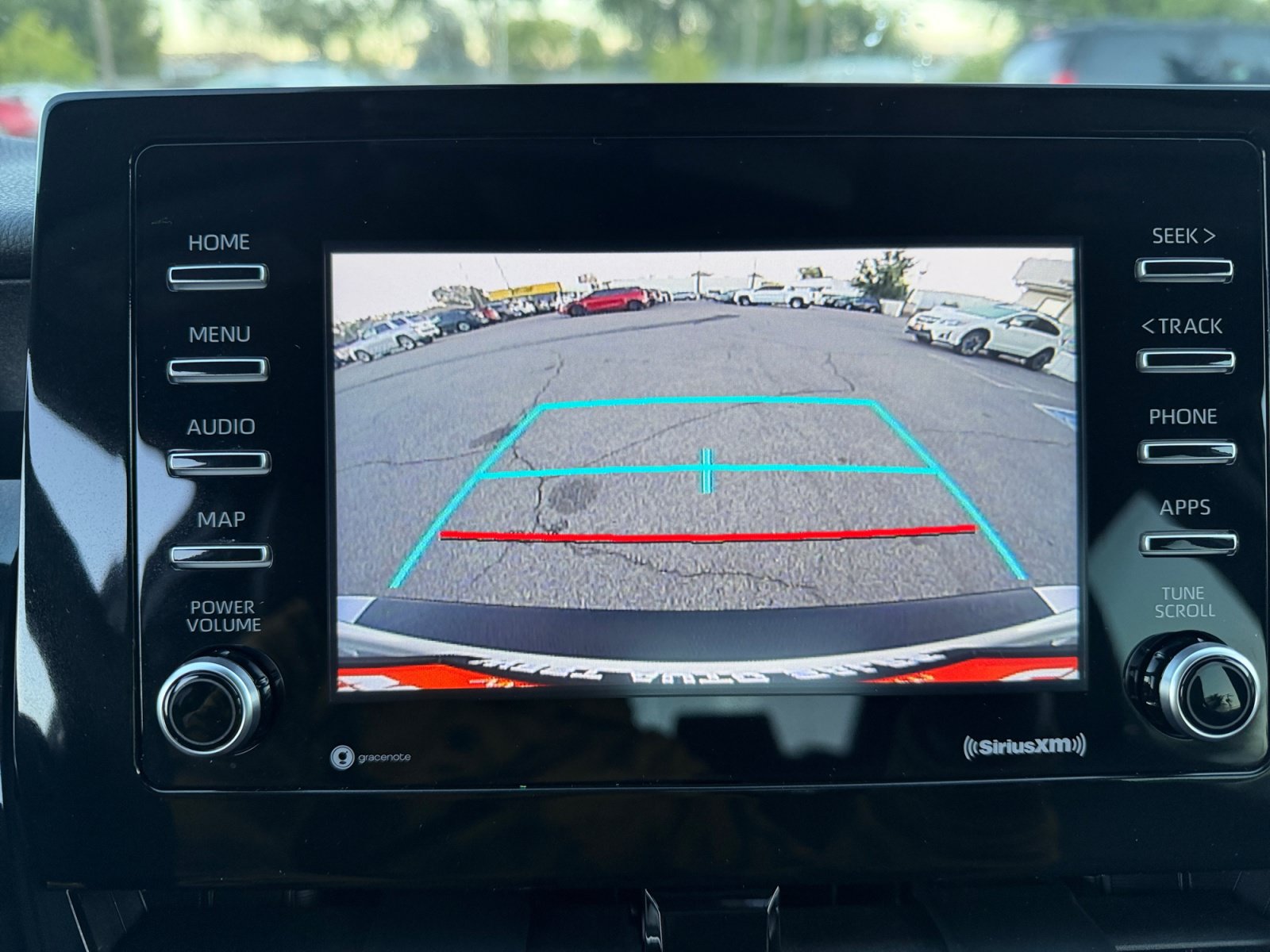 Used 2021 Toyota Camry SE w/ Carpet Mat Package (TMS) FWD image 23