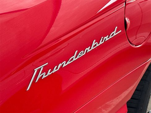 Used 2003 Ford Thunderbird image 10