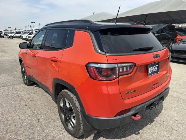 Used 2018 Jeep Compass Trailhawk w/ Navigation Group AWD/4WD image 3