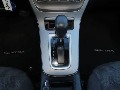 Used 2013 Nissan Sentra SV FWD image 21