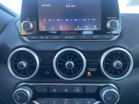 Used 2025 Nissan Sentra S image 20