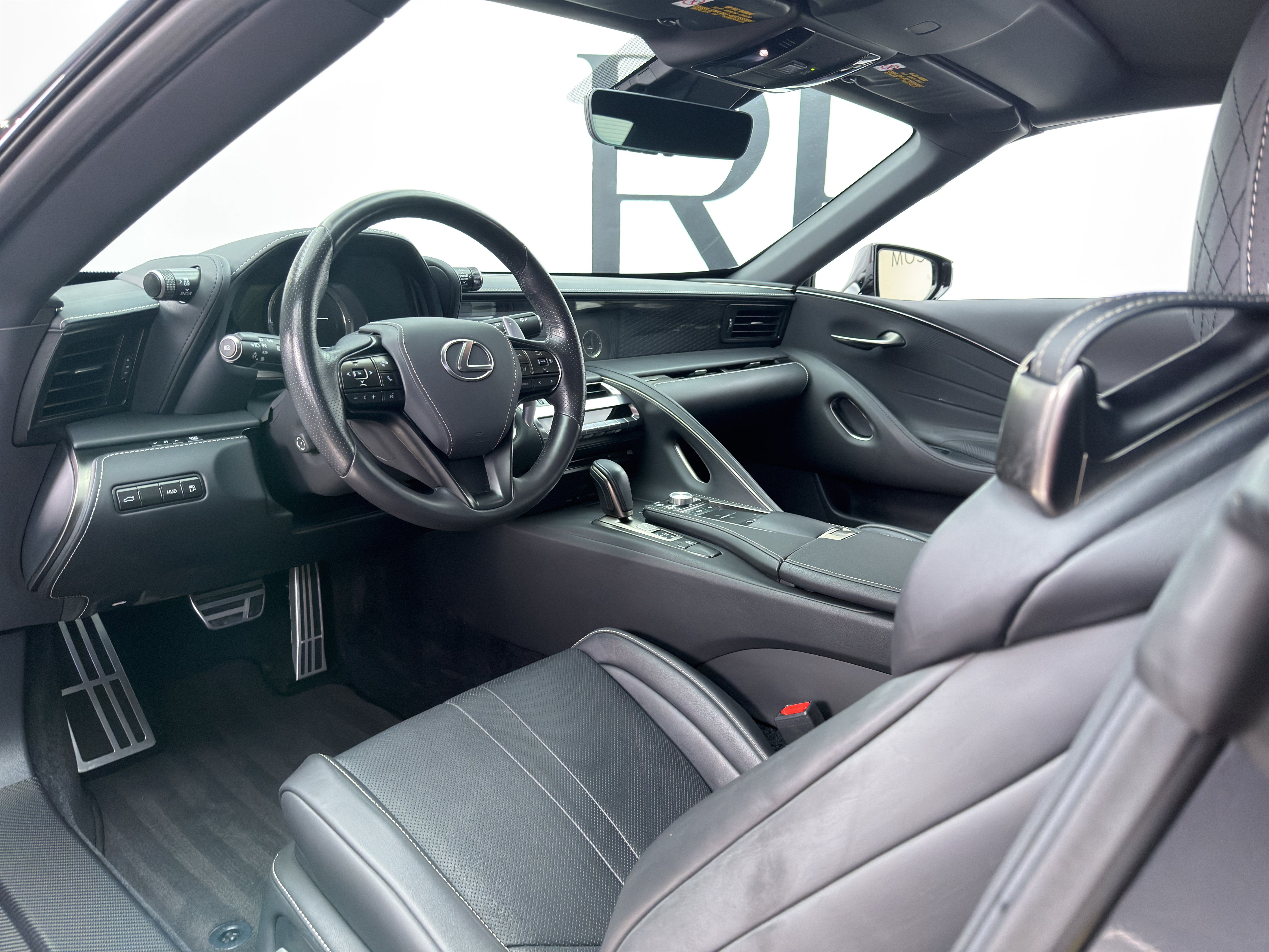 Used 2022 Lexus LC 500 Convertible w/ Touring Package RWD image 24